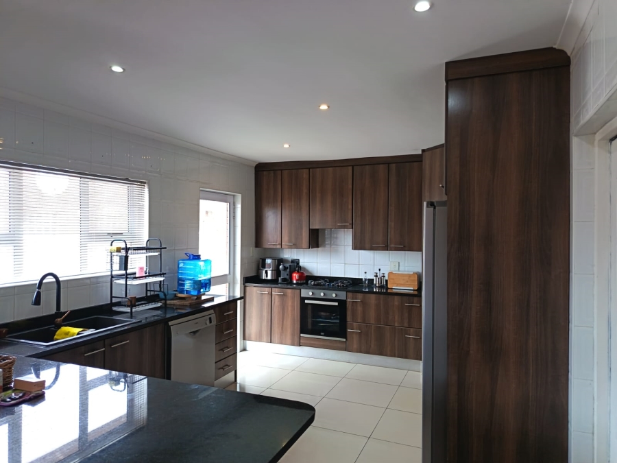 3 Bedroom Property for Sale in Summerstrand Eastern Cape